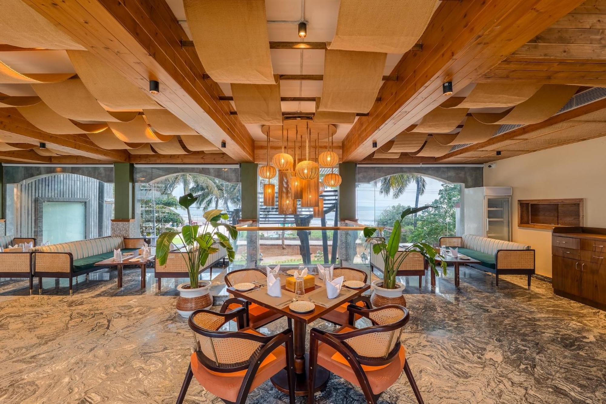 White Wharf Beach Resort Morjim Goa Bagian luar foto